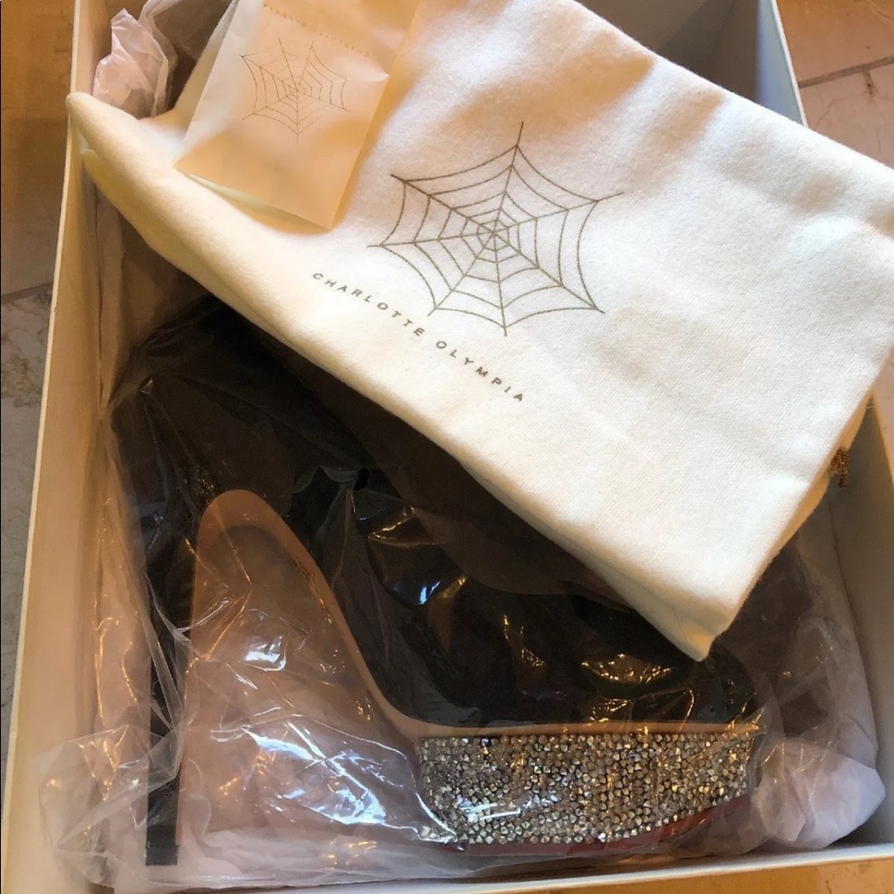 New Charlotte Olympia Dolly size 41